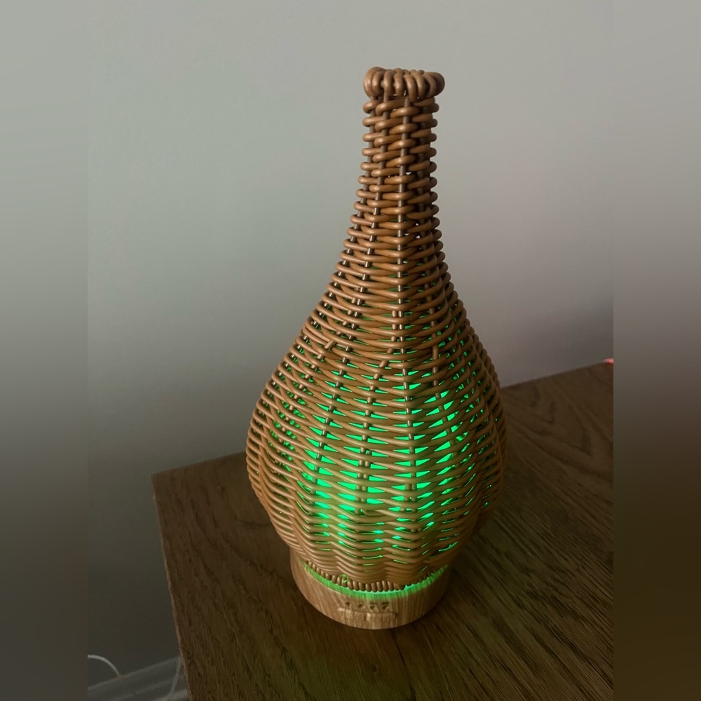 Natural Wicker Diffuser with Light - - Picture 8 of 12